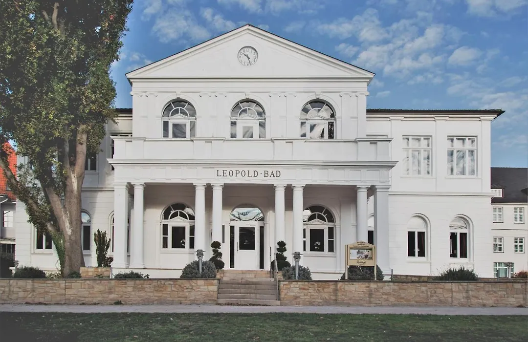 Villa zur schönen Aussicht-1